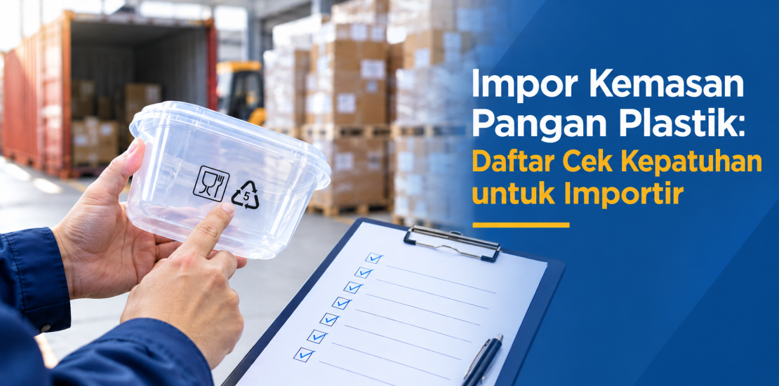 Petugas memeriksa logo tara pangan dan kode daur ulang pada kemasan pangan plastik impor di gudang